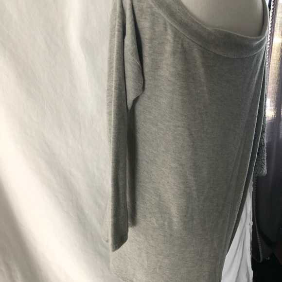 Medium gray open shoulder top Fantastic Fawn - Picture 6 of 8